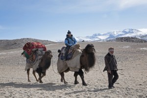 159 - SUI MIEI PASSI - STILL 1 (240 dpi)