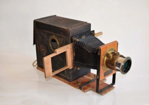 macchina fotografica manzoni