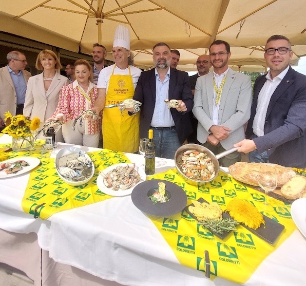 tavolata coldiretti granchio blu