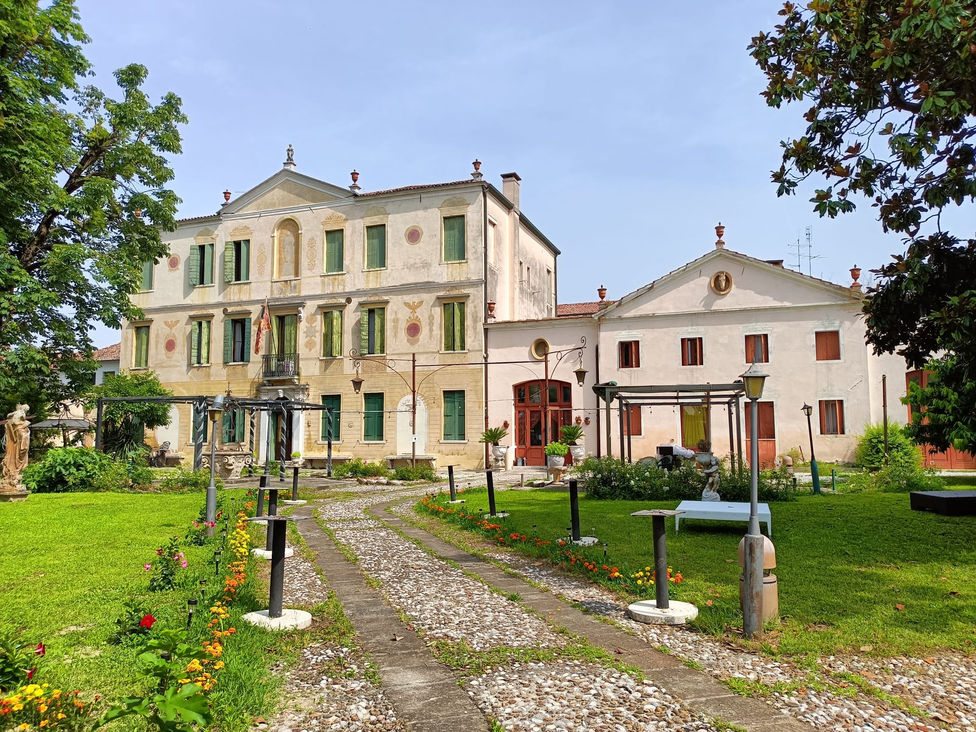 449356846_870542878441178_7601467745831994663_n